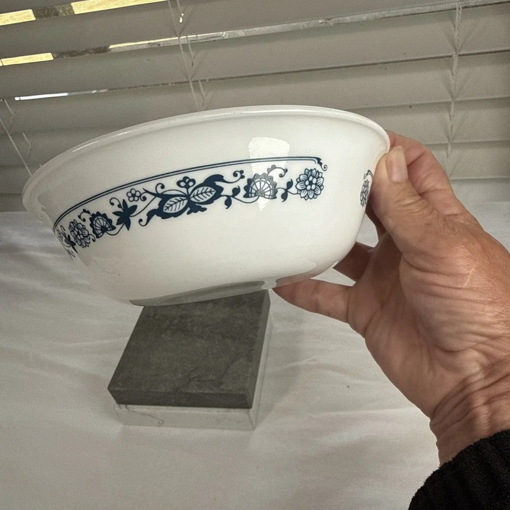 Vtg Corelle by Corning Old Town Blue Onion 6.25